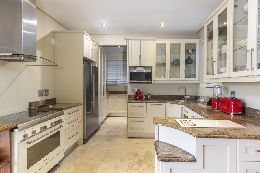 To Let 4 Bedroom Property for Rent in Boskloof Eco Estate Western Cape